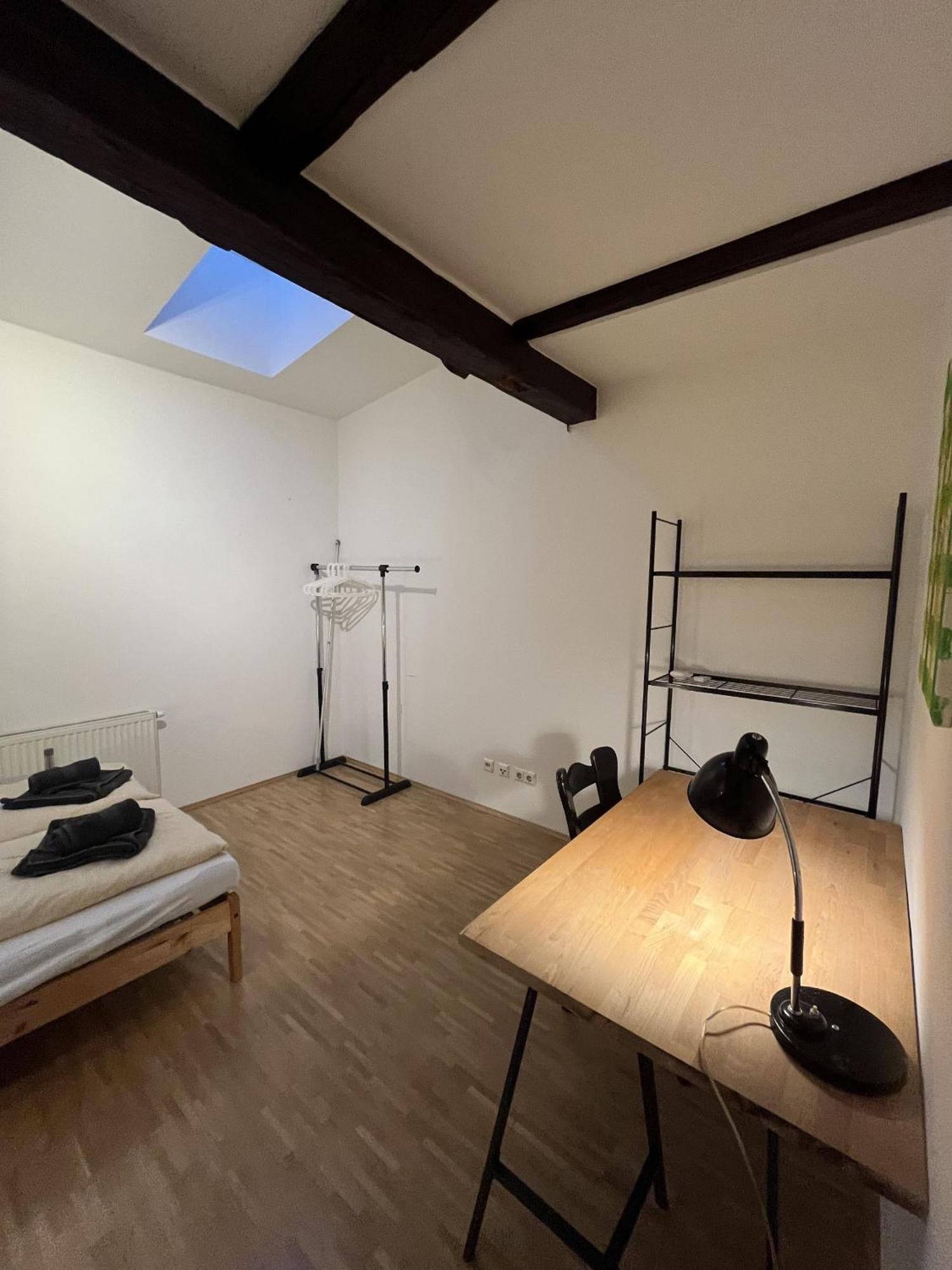 Schoenes Appartment In Zentrumsnaehe Graz Esterno foto