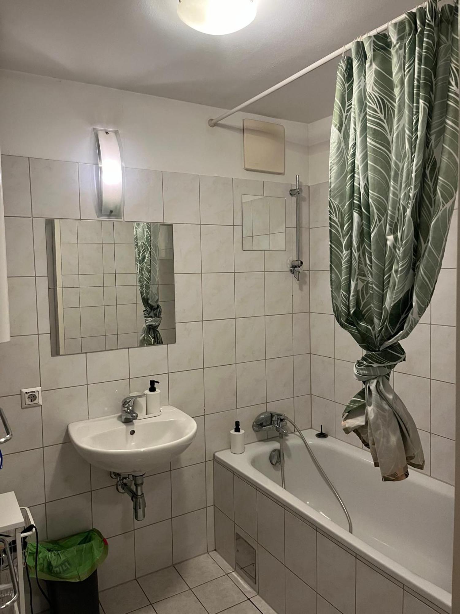 Schoenes Appartment In Zentrumsnaehe Graz Esterno foto