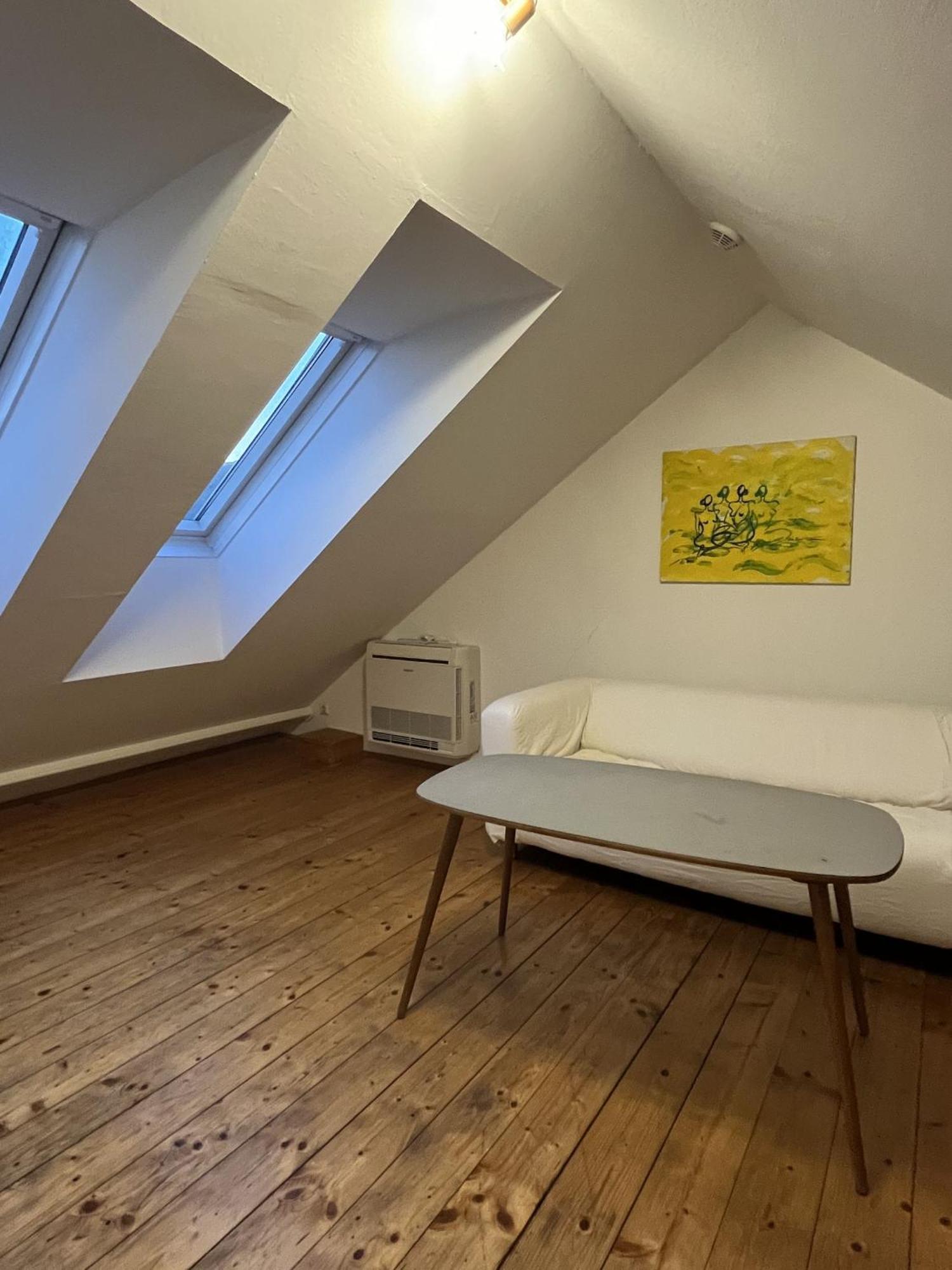 Schoenes Appartment In Zentrumsnaehe Graz Esterno foto