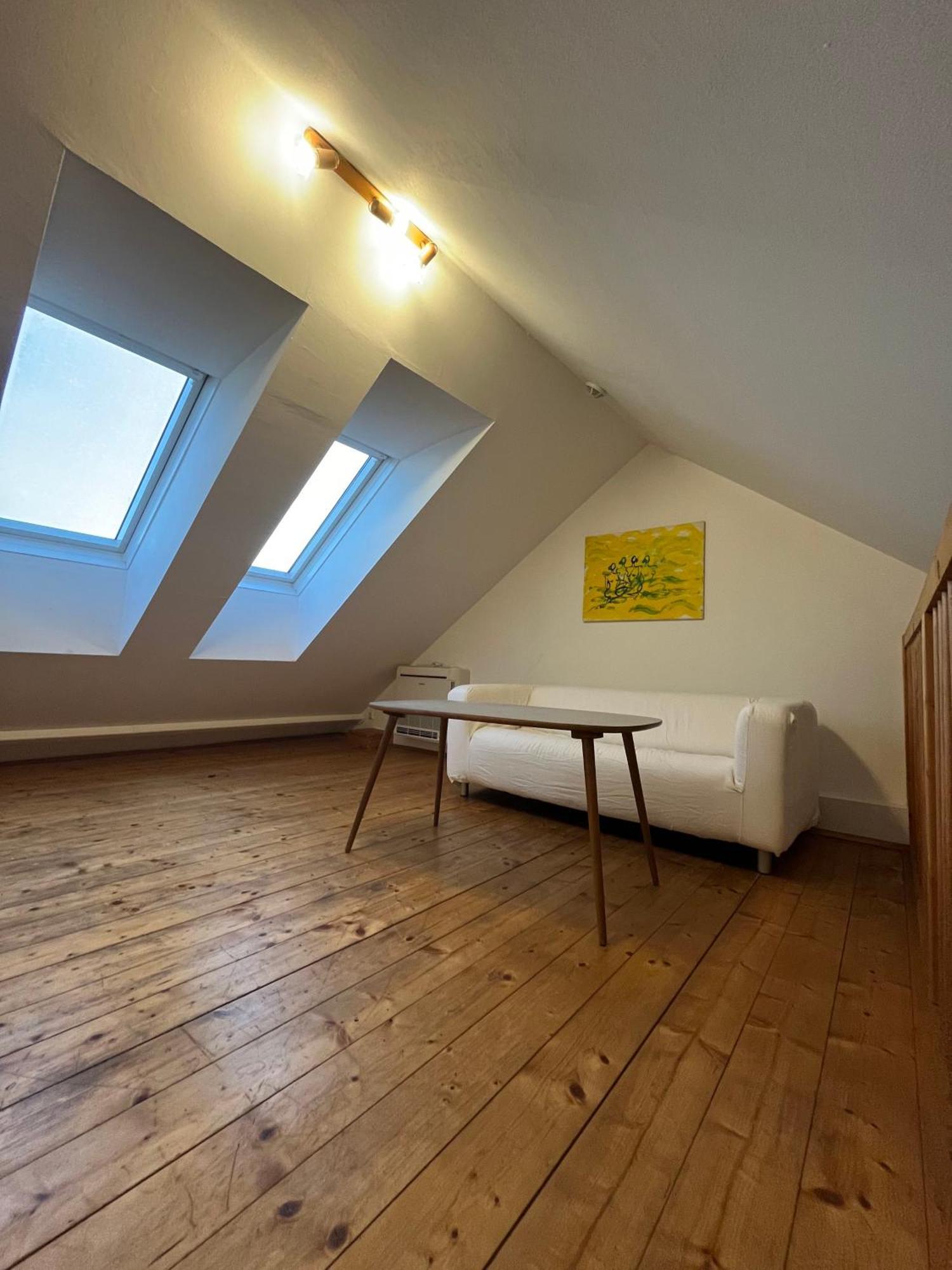 Schoenes Appartment In Zentrumsnaehe Graz Esterno foto